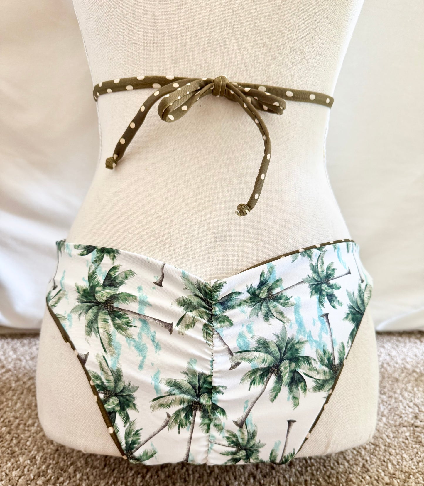 Palm Springs reversible bottom
